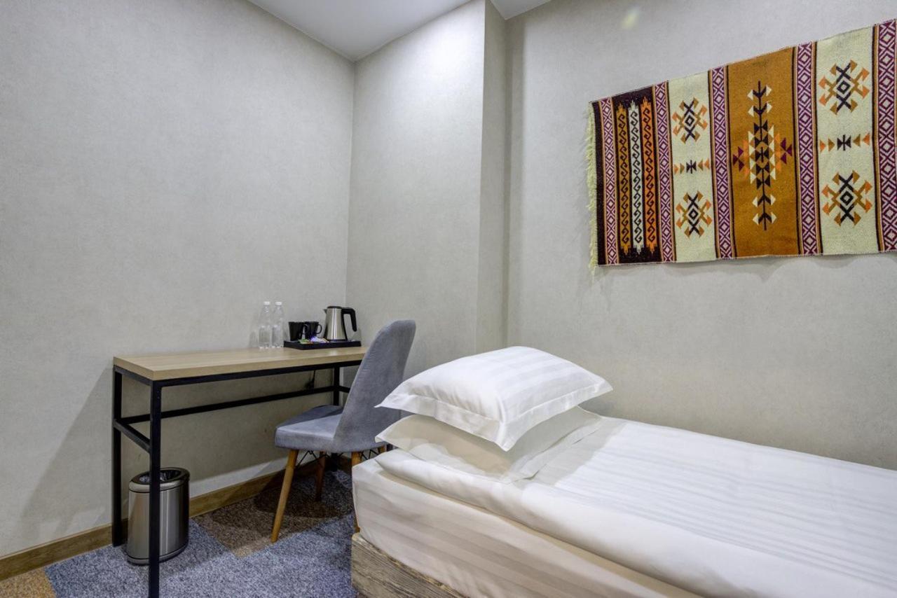My Hotel Bisjkek Eksteriør billede
