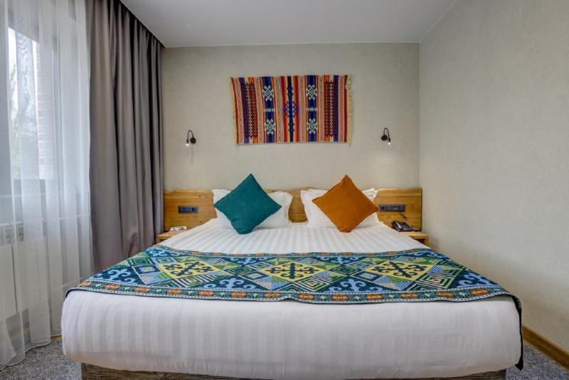 My Hotel Bisjkek Eksteriør billede