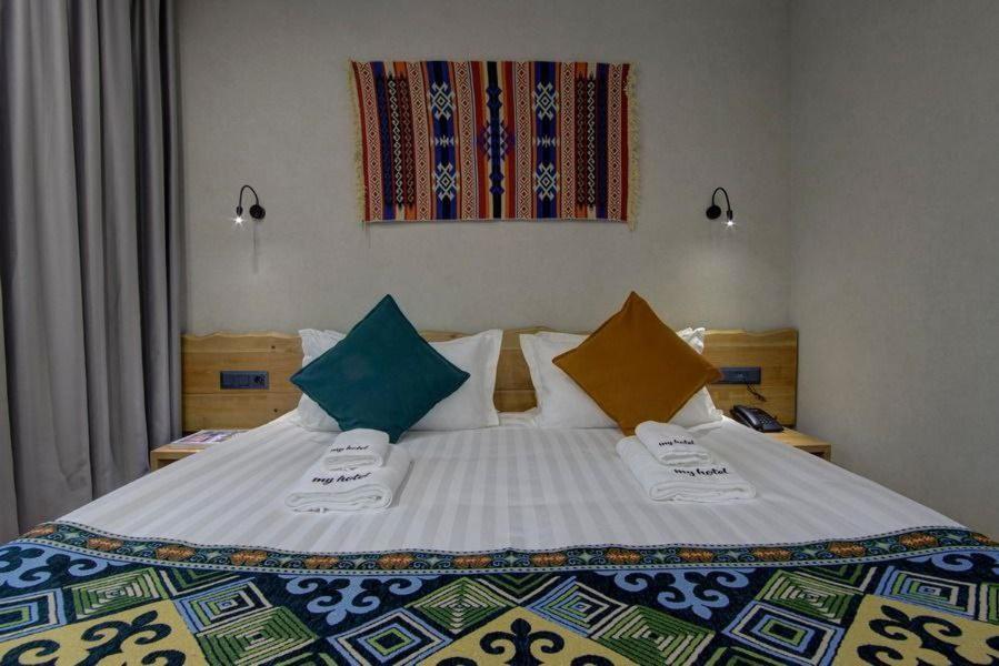 My Hotel Bisjkek Eksteriør billede
